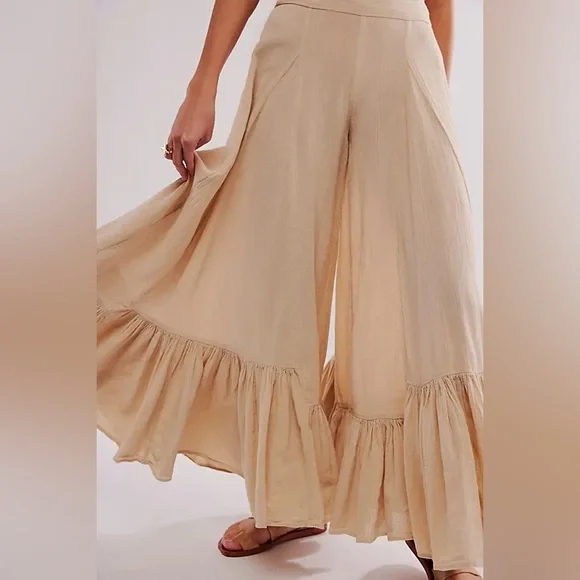 Free People Summer Kiss Godet Trousers NWOT - Picture 2 of 3